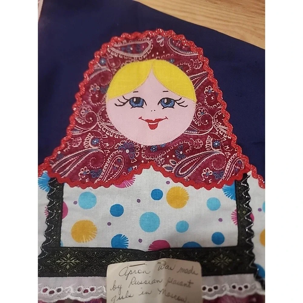 VTG Russian Nesting Doll Bib‎ Apron Handmade By Russian Peasant Girls In Moscow